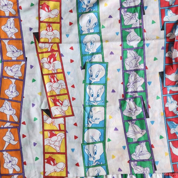 Vintage Looney Tunes Twin Flat Sheet 90s Bedding Fabric Material Film Strip - Picture 2 of 4